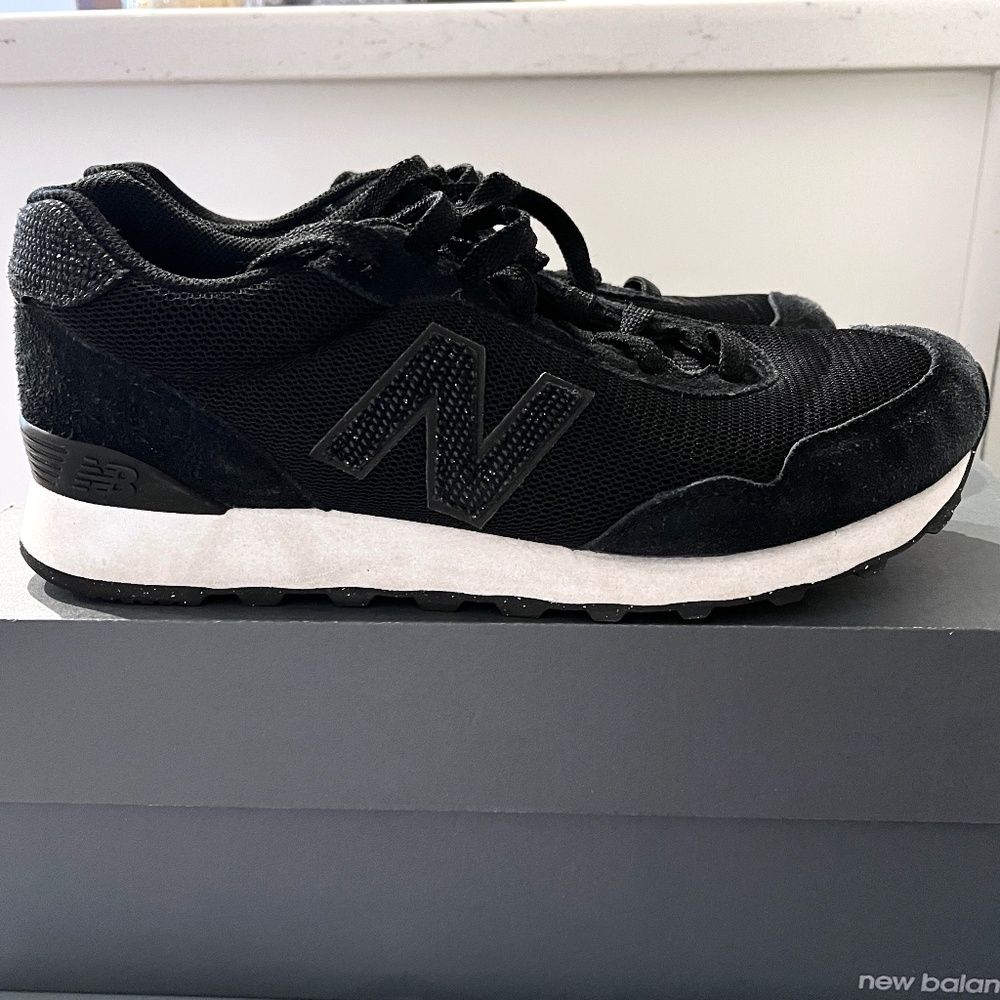 New Balance 515 Women's Lace-up Black Sneakers with Glitter/Sparkle Accents - Picture 2 of 13